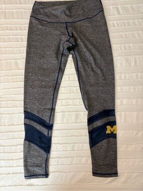 Michigan University Gray Athletic Leggings with Navy Accents and 'M' Logo